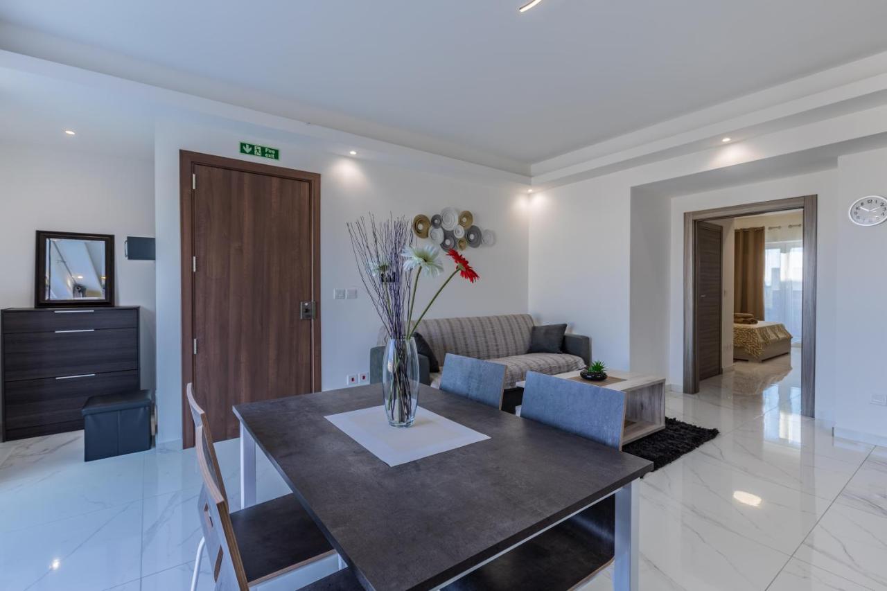 Terrace View-Stylish Two Bedrooms Fully Ac-Wifi Penthouse Msida Exterior foto